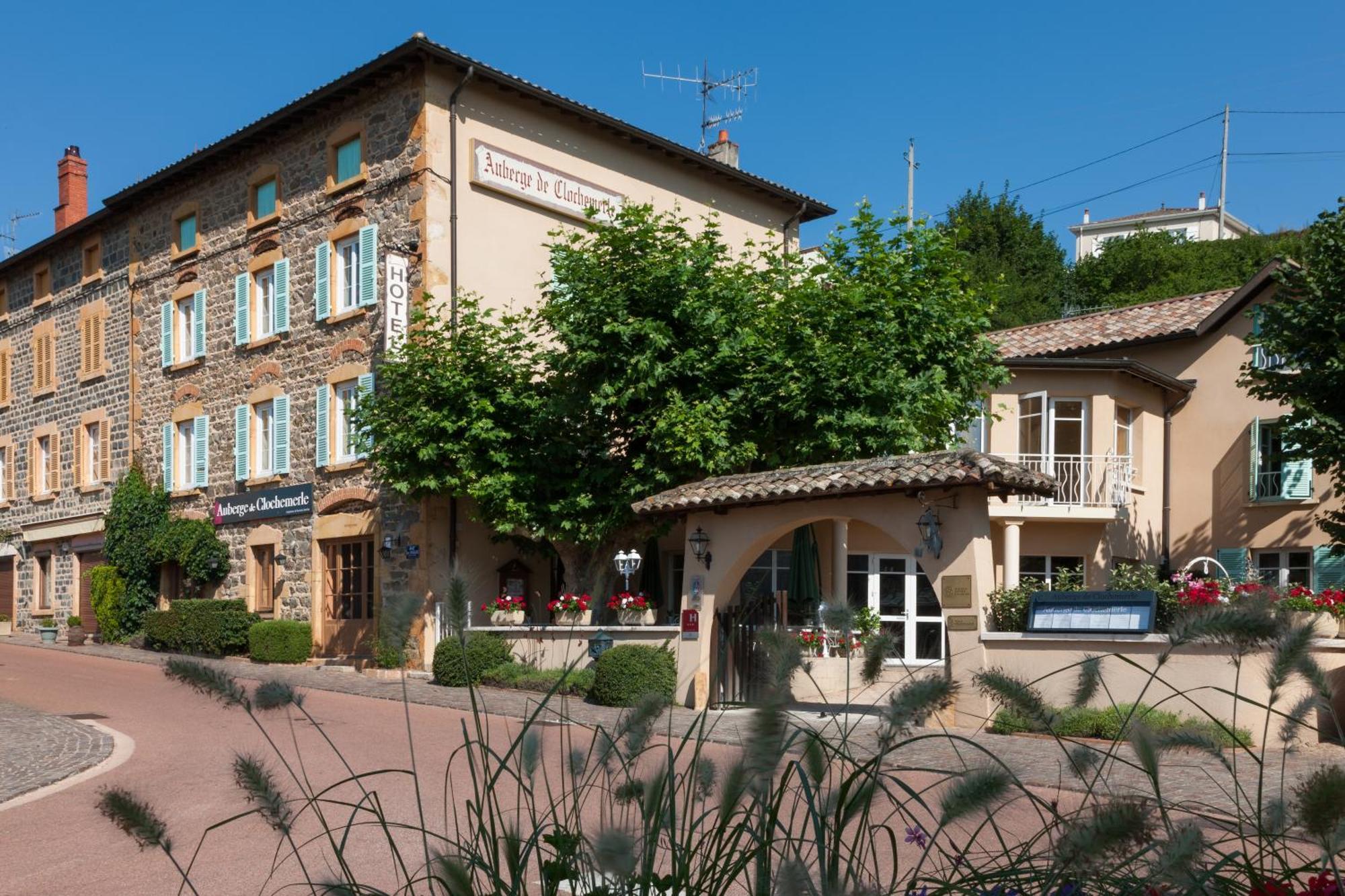 De Clochemerle, Privatif & Restaurant Gastronomique Hotel