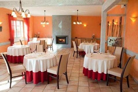 De Clochemerle, Privatif & Restaurant Gastronomique 3* Vaux-en-Beaujolais
